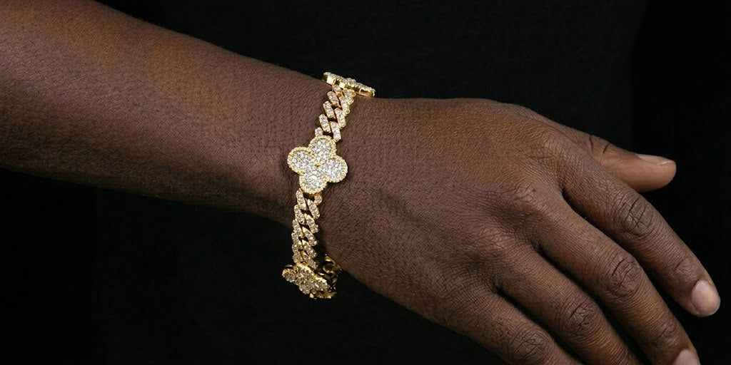 Flat Clover Bracelet - Gold